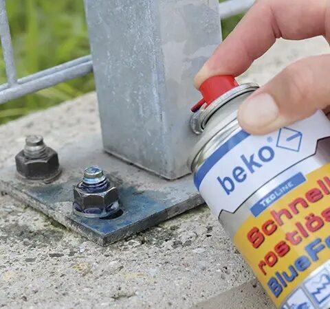 04c035809127b5fead4da2e0b7fdb282.jpg BEKO błyskawiczny odrdzewiacz BlueForce 400 ml