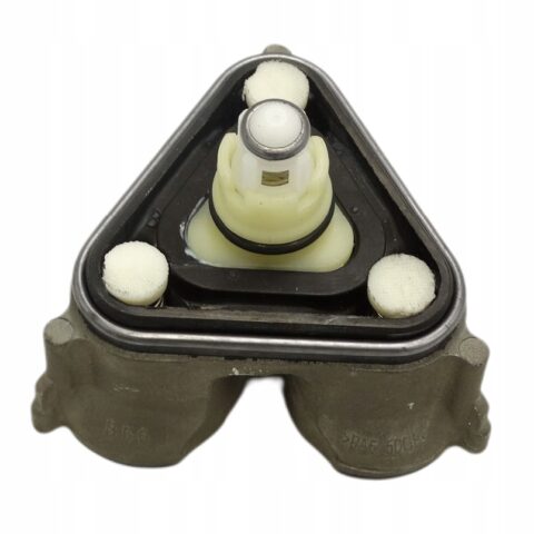 b2f41dfb339f460485b53a0f685ae23a.jpg Głowica pompy do myjek KARCHER K5 power control 9.002-619.0