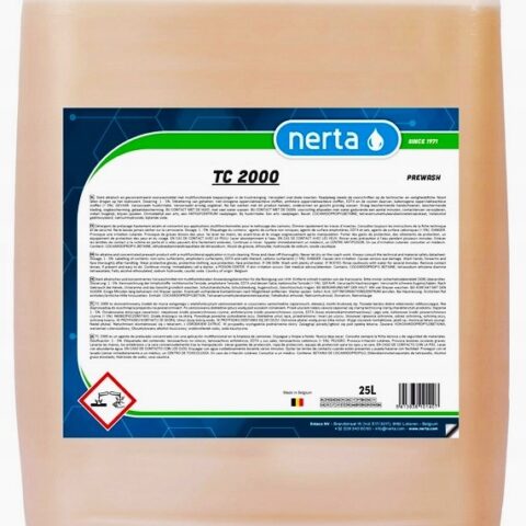 d875f8f0c5a0c0e2589c229633cfa655.jpg AKTYWNA PIANA Nerta TC 2000 DO MYCIA SAMOCHODU TIR CIĘŻAROWE TFR MOCNA 20 L